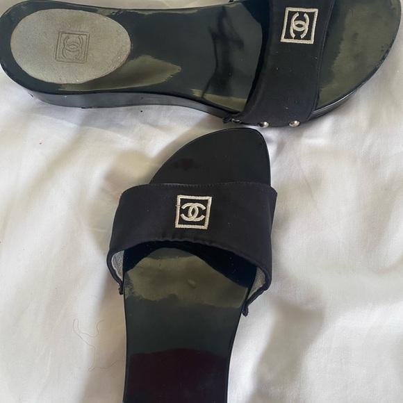 Classic Chanel black “dr Scholls” like sandals - Picture 3 of 11